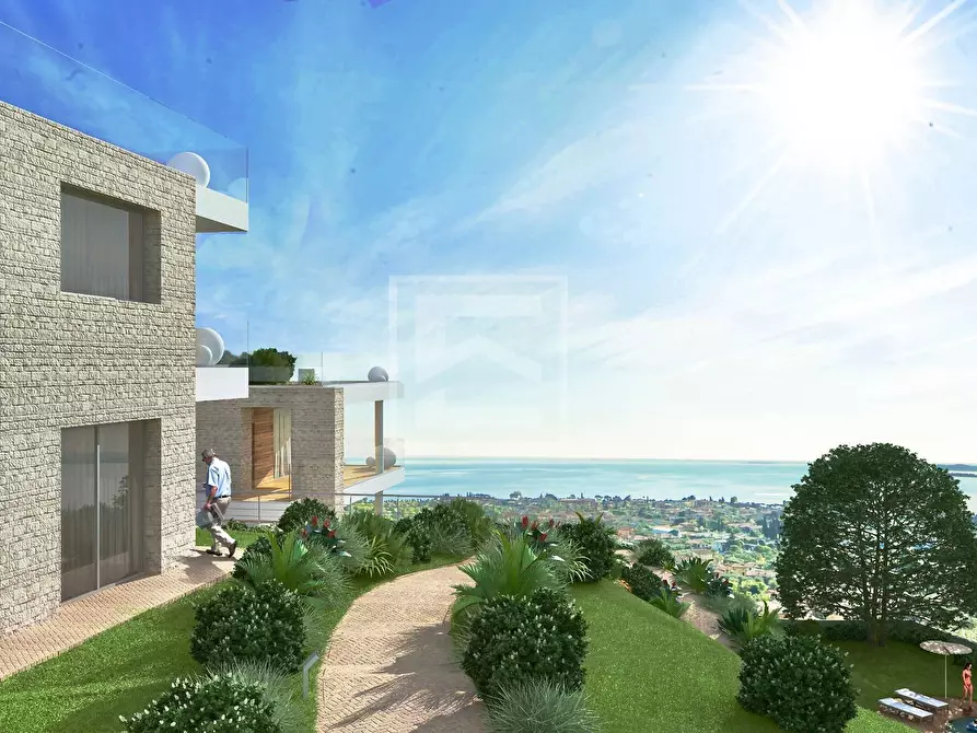 Immagine 24 di Appartamento in vendita  in via Montemaderno a Toscolano-Maderno