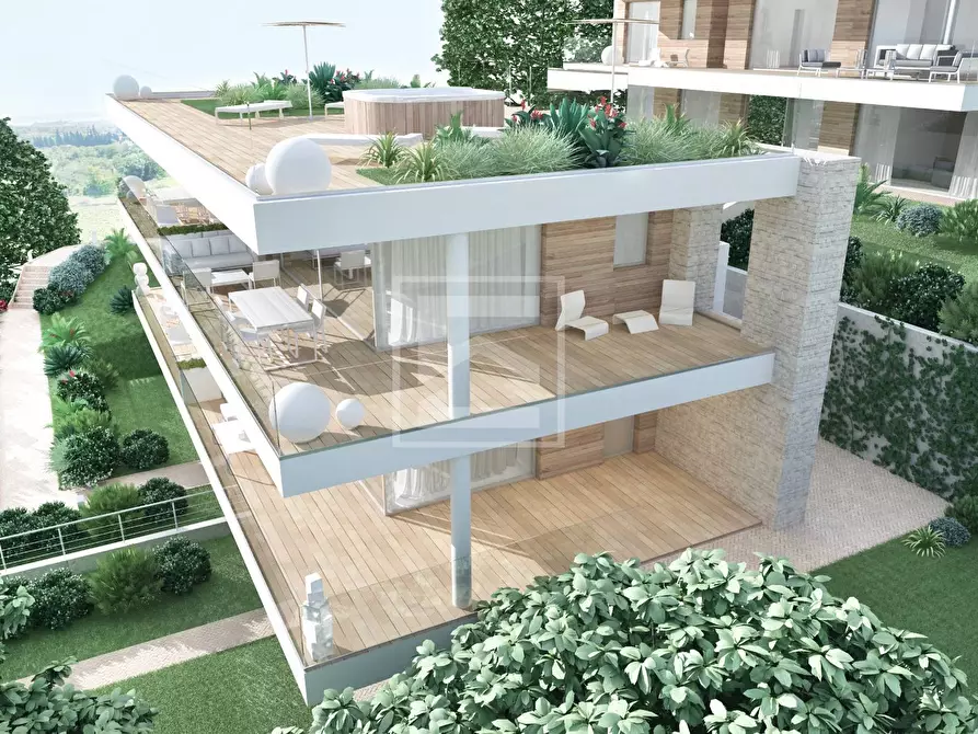 Immagine 29 di Attico in vendita  in via Montemaderno a Toscolano-Maderno