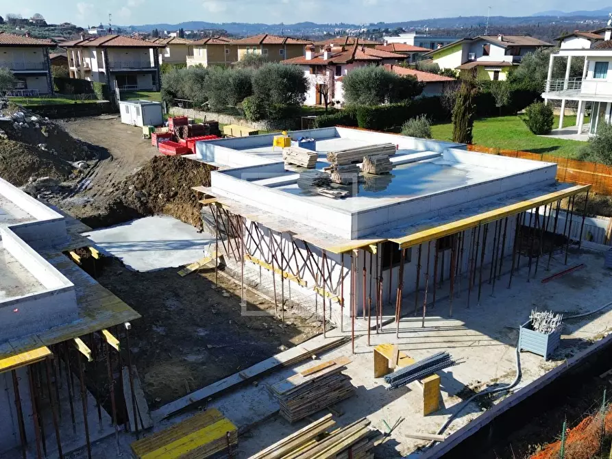 casa indipendente in vendita a Manerba del Garda