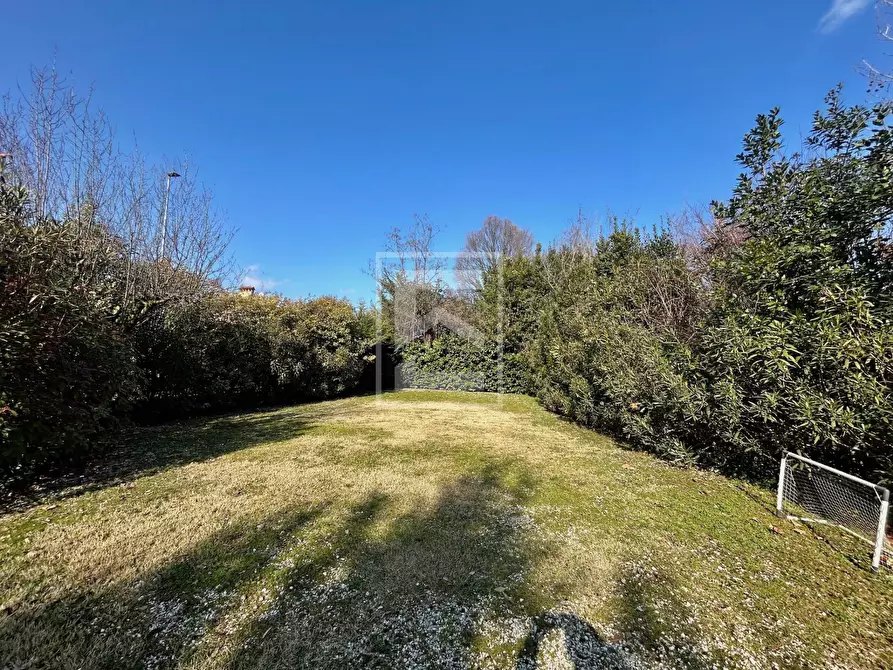 Immagine 34 di Villa in vendita  in Via Rio Torto a Desenzano Del Garda