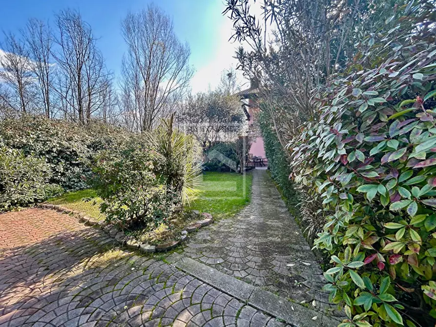 Immagine 36 di Villa in vendita  in Via Rio Torto a Desenzano Del Garda