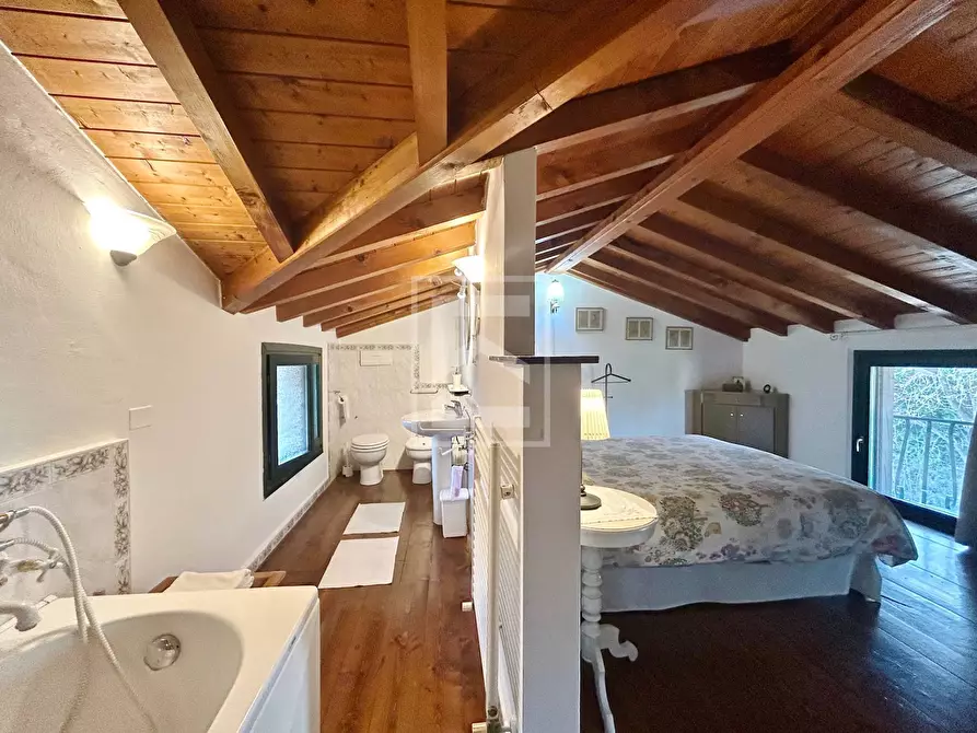 Immagine 31 di Albergo/B&B/Residence in vendita  in Via Rio Torto a Desenzano Del Garda