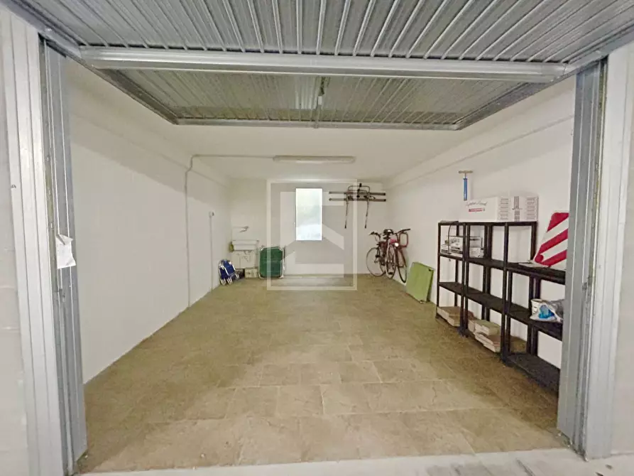 Immagine 30 di Appartamento in vendita  in Via della Moia a San Felice Del Benaco