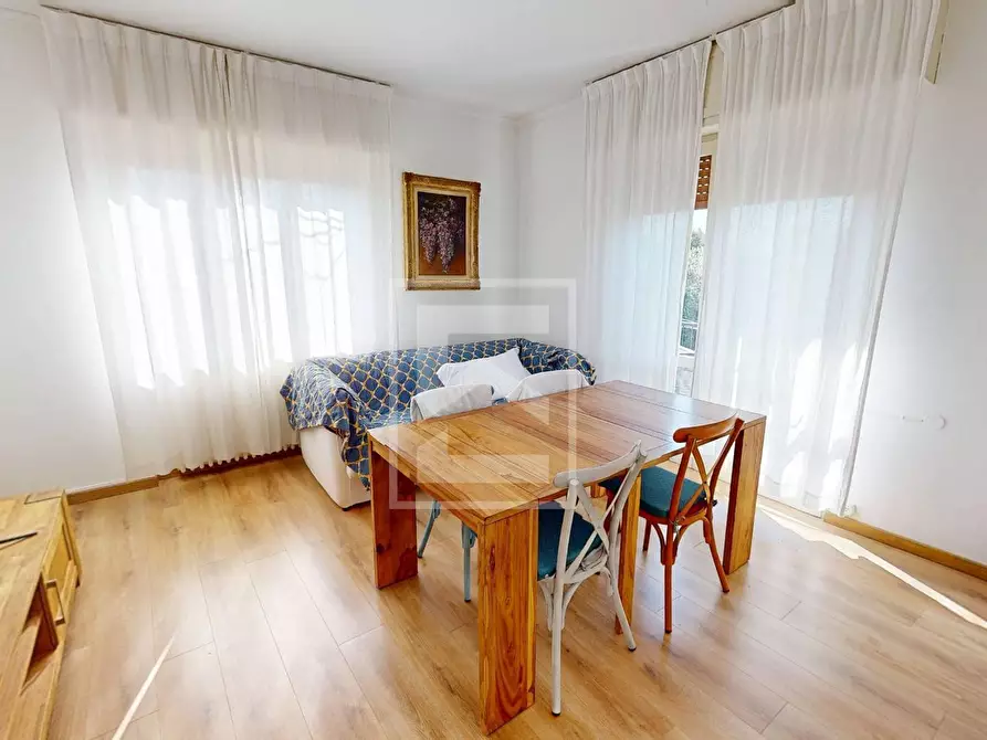 Immagine 1 di Appartamento in vendita  in via statale 62 a Toscolano-Maderno