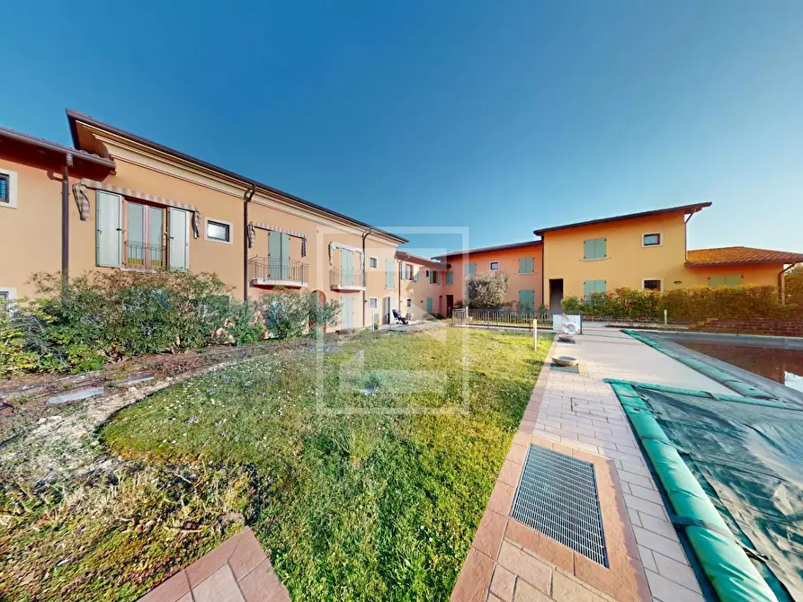 Immagine 32 di Appartamento in vendita  in Via della Moia a San Felice Del Benaco