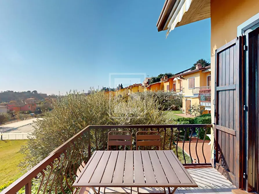 Immagine 21 di Appartamento in vendita  in jacopo roveglio 17 a Soiano Del Lago