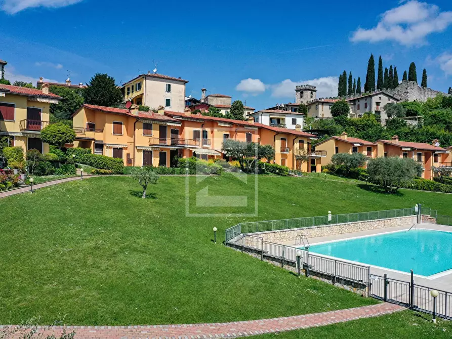 Immagine 27 di Appartamento in vendita  in jacopo roveglio 17 a Soiano Del Lago