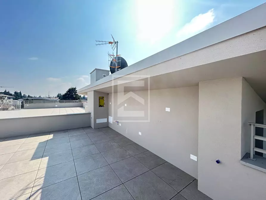 Immagine 14 di Attico in vendita  in Via Pasubio a Desenzano Del Garda