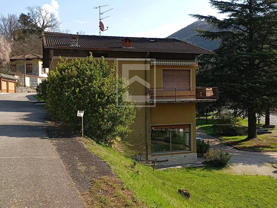 Immagine 3 di Casa indipendente in vendita  in Via IV Novembre a Vestone