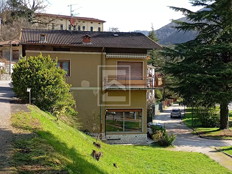 Immagine 6 di Casa indipendente in vendita  in Via IV Novembre a Vestone