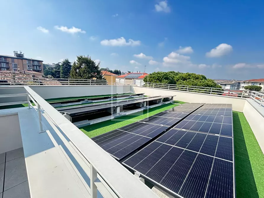 Immagine 22 di Appartamento in vendita  in Via Pasubio a Desenzano Del Garda