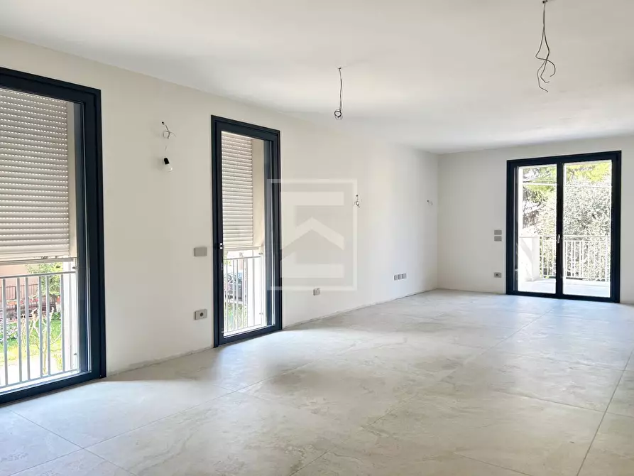 Immagine 8 di Appartamento in vendita  in Via Pasubio a Desenzano Del Garda