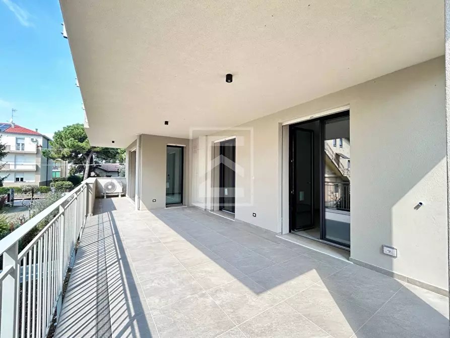 Immagine 6 di Appartamento in vendita  in Via Pasubio a Desenzano Del Garda