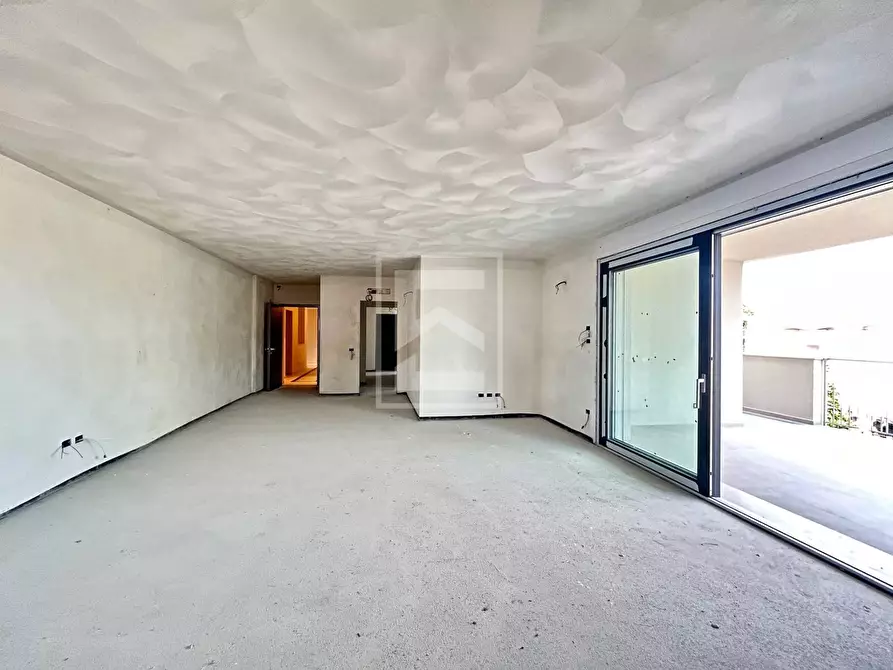 Immagine 13 di Appartamento in vendita  in Via Pasubio a Desenzano Del Garda