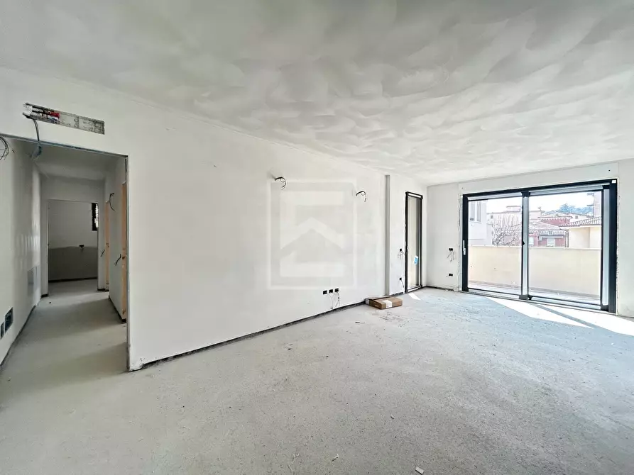 Immagine 15 di Appartamento in vendita  in Via Pasubio a Desenzano Del Garda