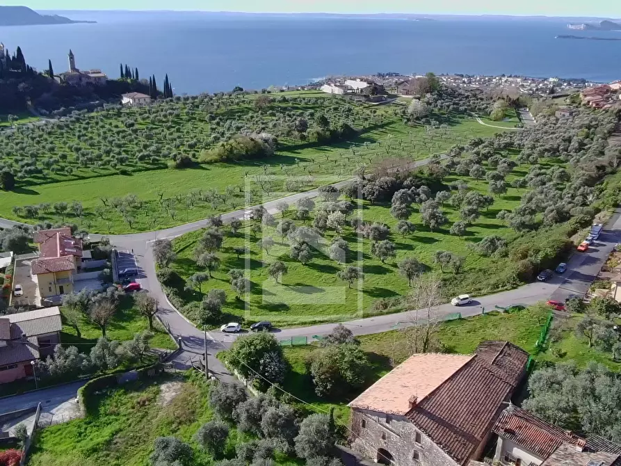Immagine 4 di Terreno residenziale in vendita  in VIA PAOLO VERONESE a Toscolano-Maderno