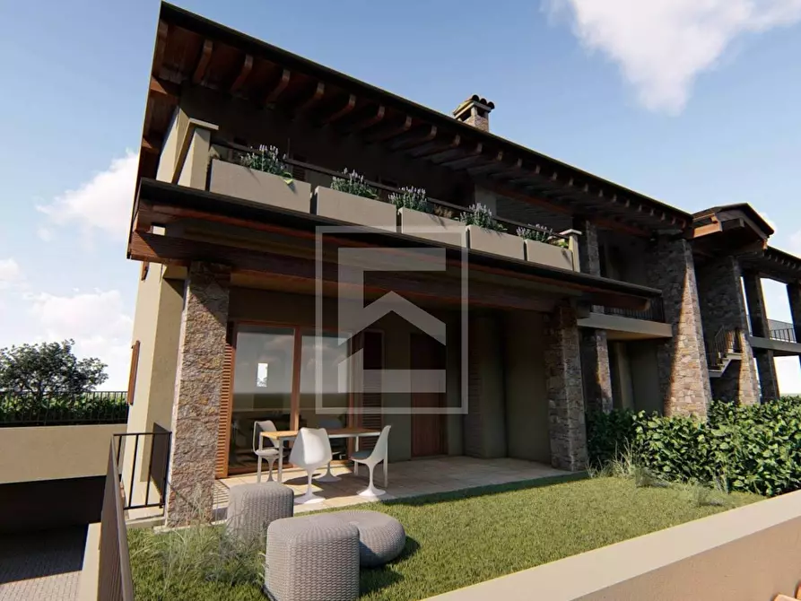 Immagine 5 di Appartamento in vendita  in via vaccarolo a Desenzano Del Garda