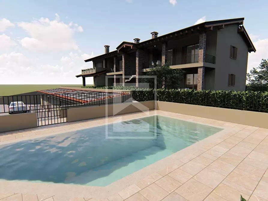 Immagine 2 di Appartamento in vendita  in via vaccarolo a Desenzano Del Garda