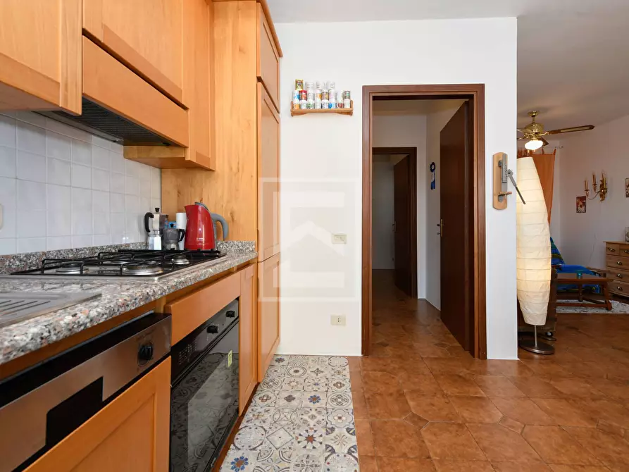 Immagine 6 di Appartamento in vendita  in Via Jacopo Roveglio a Calvagese Della Riviera