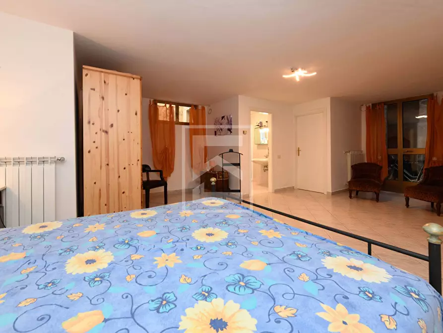 Immagine 24 di Appartamento in vendita  in Via Jacopo Roveglio a Calvagese Della Riviera