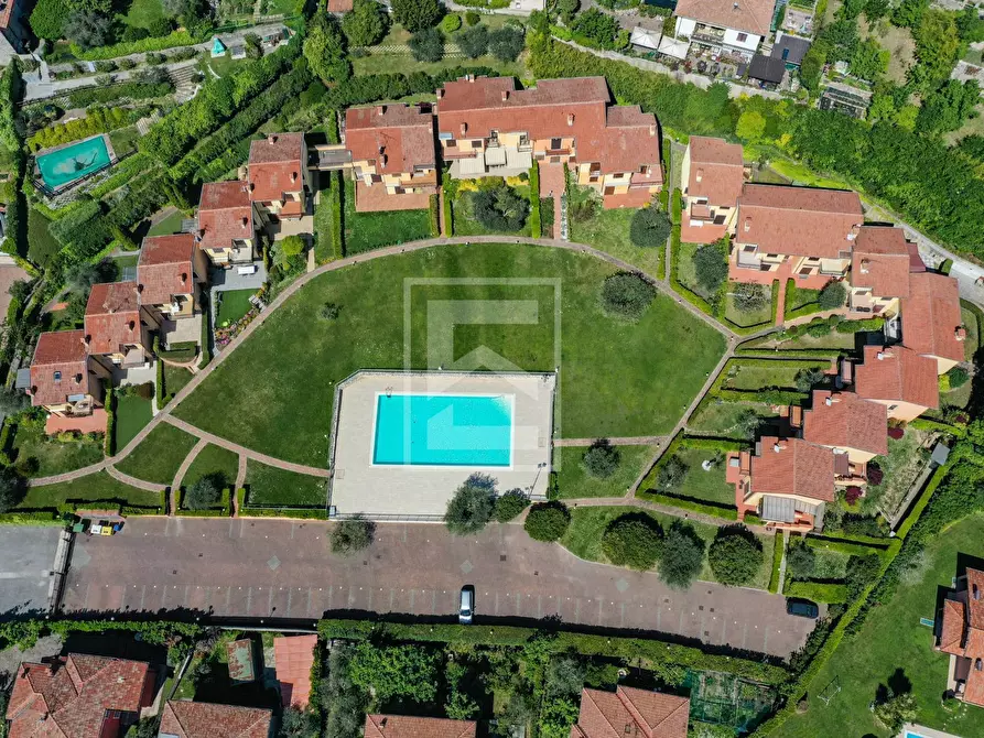 Immagine 30 di Appartamento in vendita  in Via Jacopo Roveglio a Calvagese Della Riviera