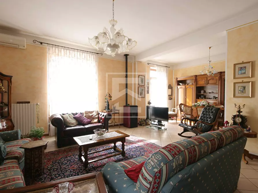 Immagine 9 di Villa in vendita  in Via Don Bonsignori a Calvagese Della Riviera