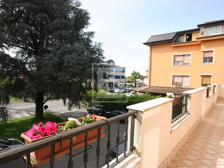 Immagine 19 di Villa in vendita  in Via Don Bonsignori a Calvagese Della Riviera