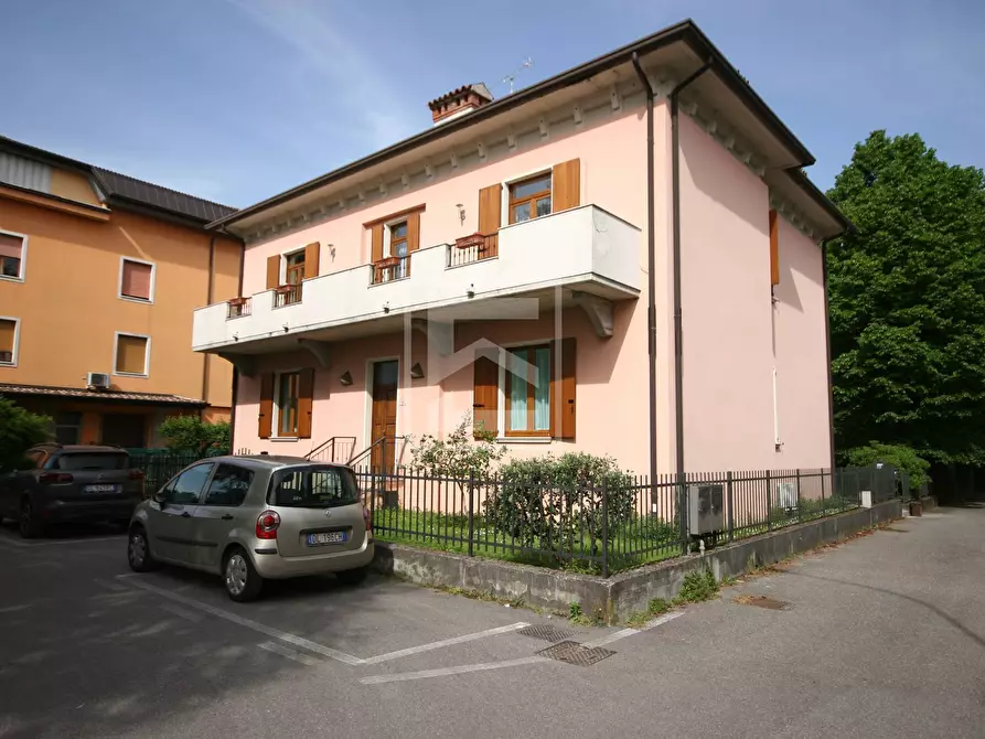 Immagine 3 di Villa in vendita  in Via Don Bonsignori a Calvagese Della Riviera