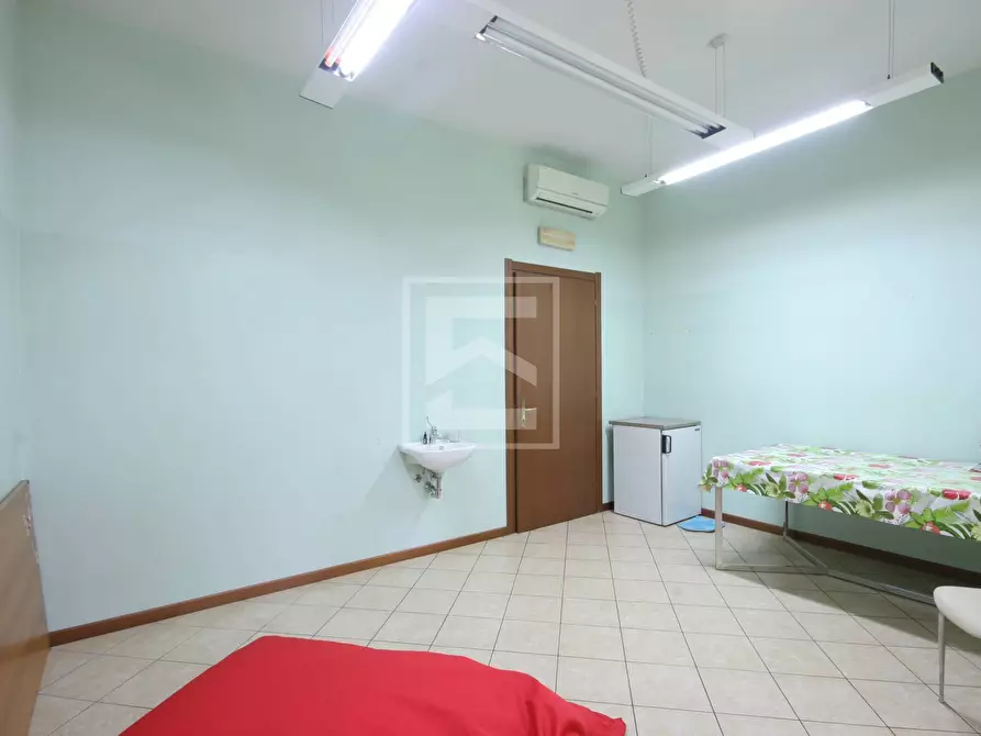 Immagine 36 di Villa in vendita  in Via Don Bonsignori a Calvagese Della Riviera