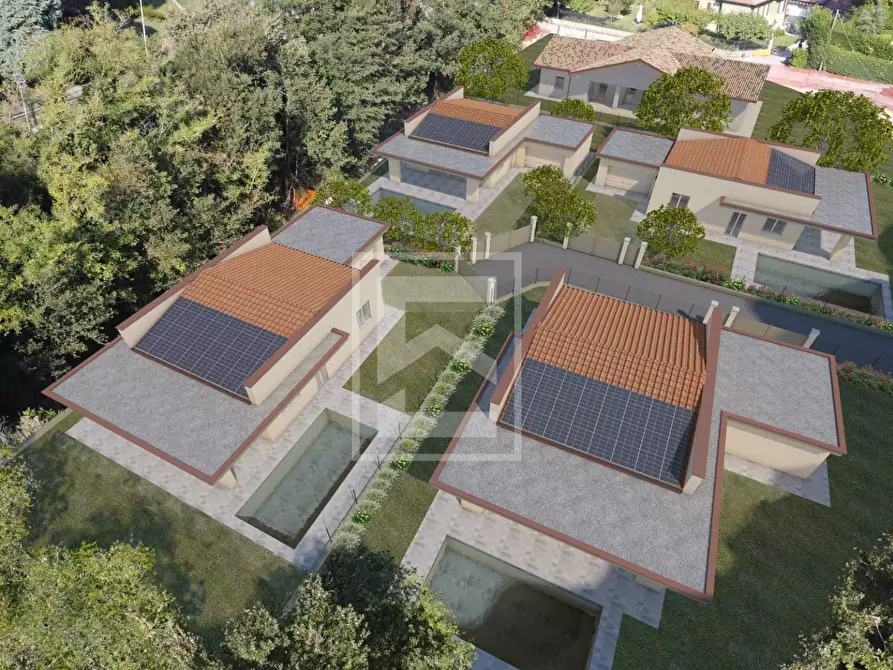 Immagine 7 di Villa in vendita  in via brescia snc a Soiano Del Lago