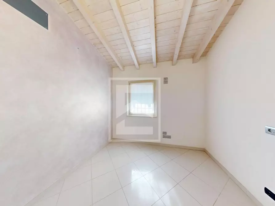 Immagine 26 di Villa in vendita  in via dei Prati a Polpenazze Del Garda