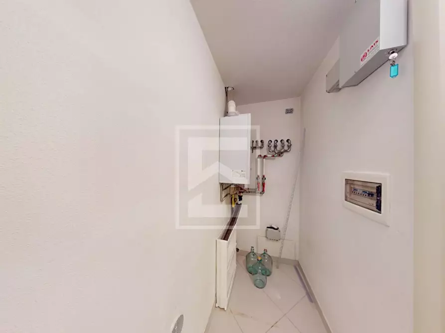 Immagine 37 di Villa in vendita  in via dei Prati a Polpenazze Del Garda