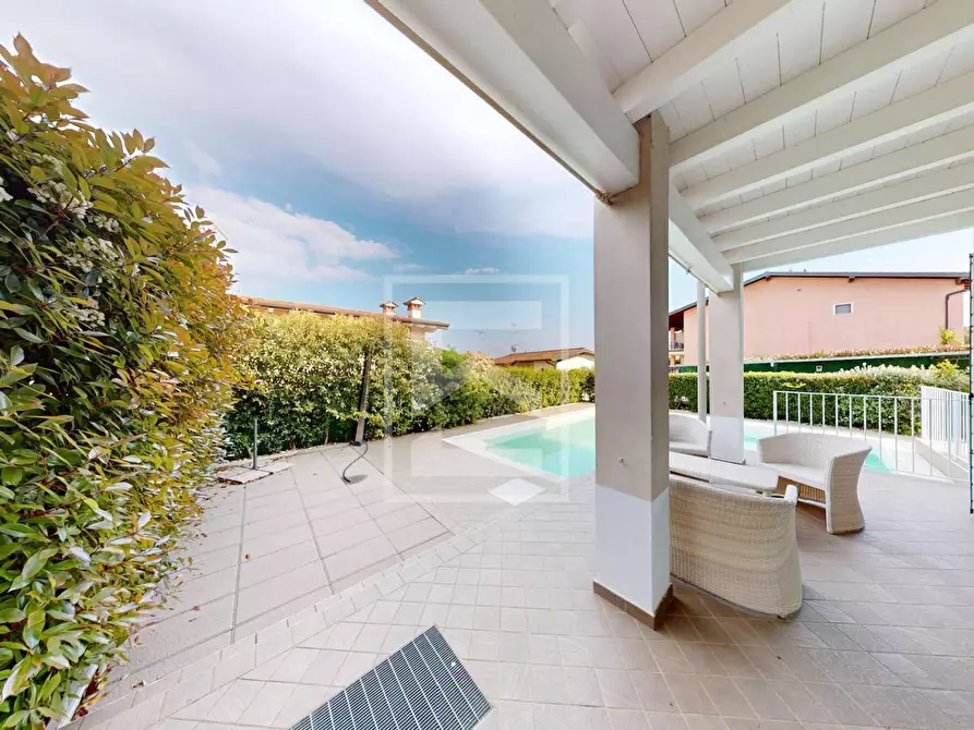 Immagine 14 di Villa in vendita  in via dei Prati a Polpenazze Del Garda
