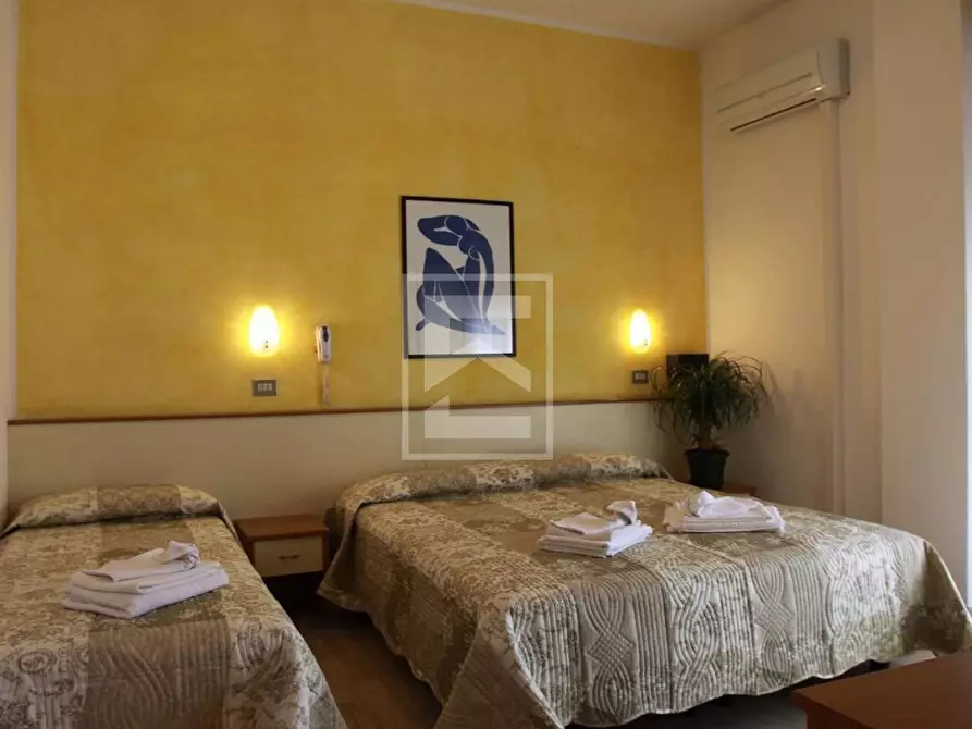 Immagine 14 di Albergo/B&B/Residence in vendita  in Viale Porto Palos a Rimini