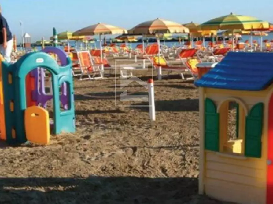 Immagine 19 di Albergo/B&B/Residence in vendita  in Viale Porto Palos a Rimini