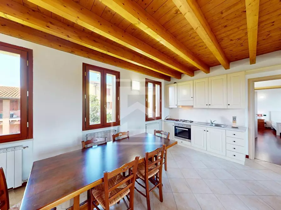 Immagine 12 di Appartamento in vendita  in Localita' Asmara a Pozzolengo