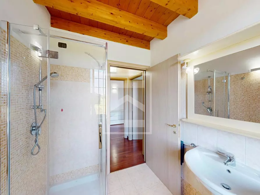 Immagine 25 di Appartamento in vendita  in Localita' Asmara a Pozzolengo