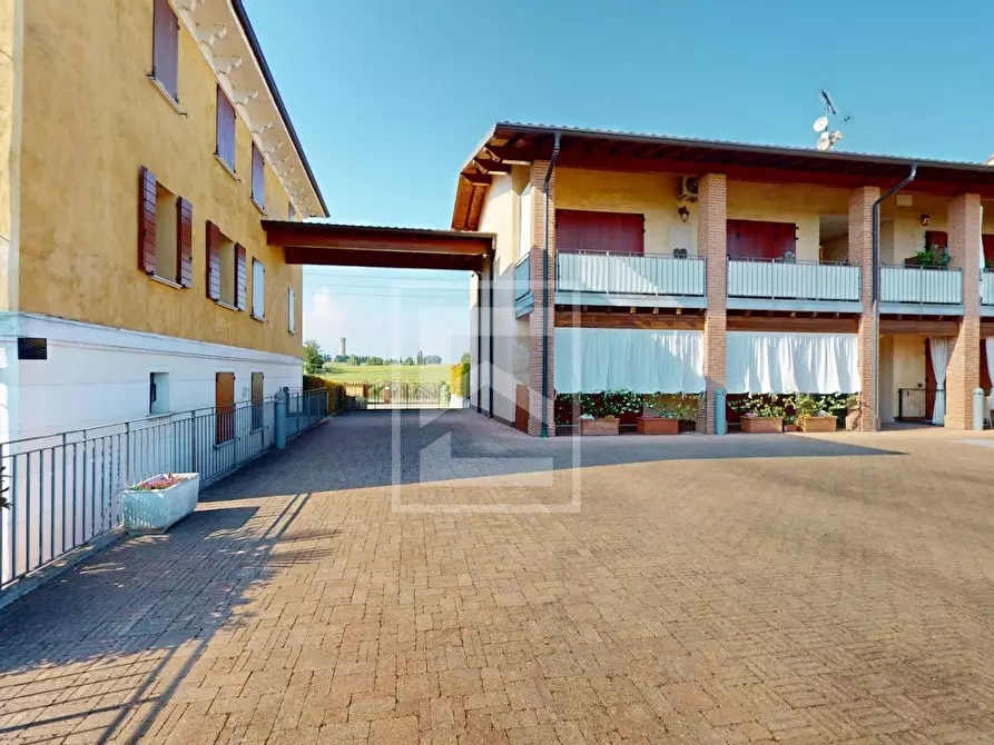 Immagine 31 di Appartamento in vendita  in Localita' Asmara a Pozzolengo