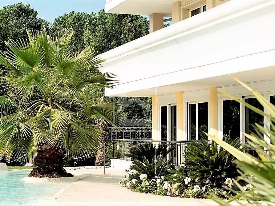 Immagine 8 di Appartamento in vendita  in aureliano a Desenzano Del Garda