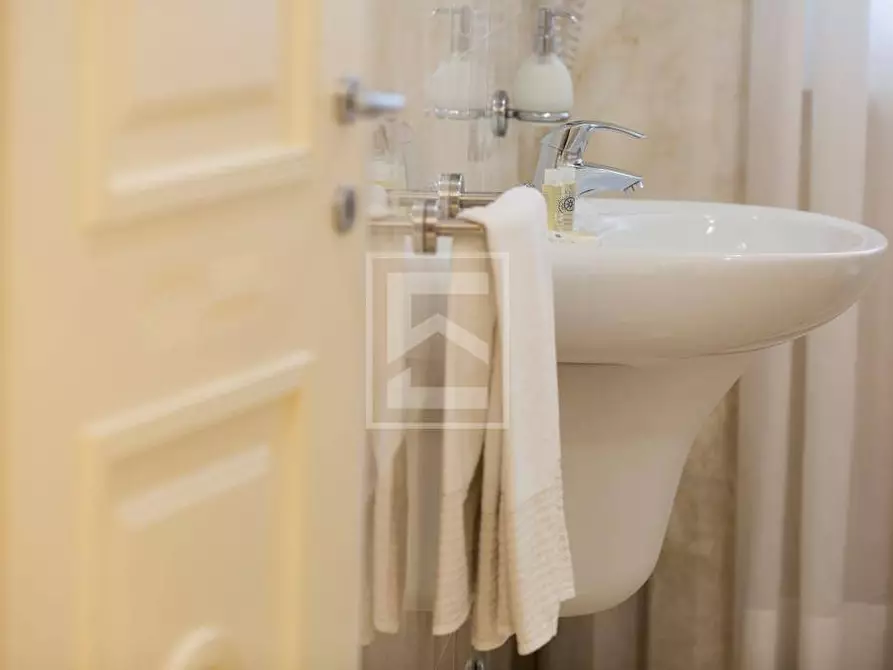 Immagine 16 di Appartamento in vendita  in aureliano a Desenzano Del Garda