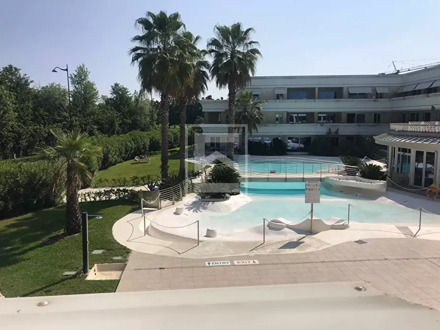 Immagine 4 di Appartamento in vendita  in aureliano a Desenzano Del Garda