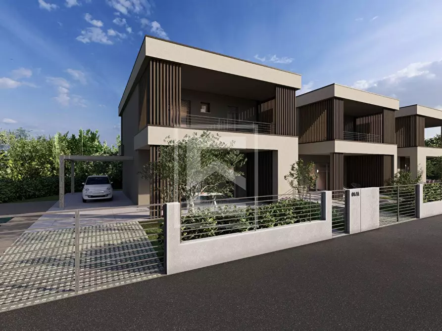 Immagine 10 di Villa in vendita  in via posteghe a Calvagese Della Riviera