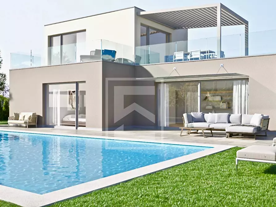 Immagine 8 di Villa in vendita  in via San Pietro a Desenzano Del Garda