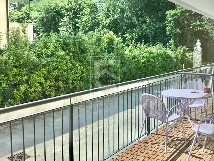 Immagine 16 di Appartamento in vendita  in aureliano a Desenzano Del Garda