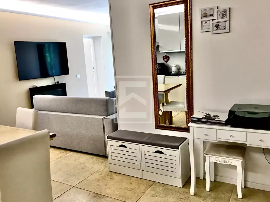 Immagine 8 di Appartamento in vendita  in aureliano a Desenzano Del Garda