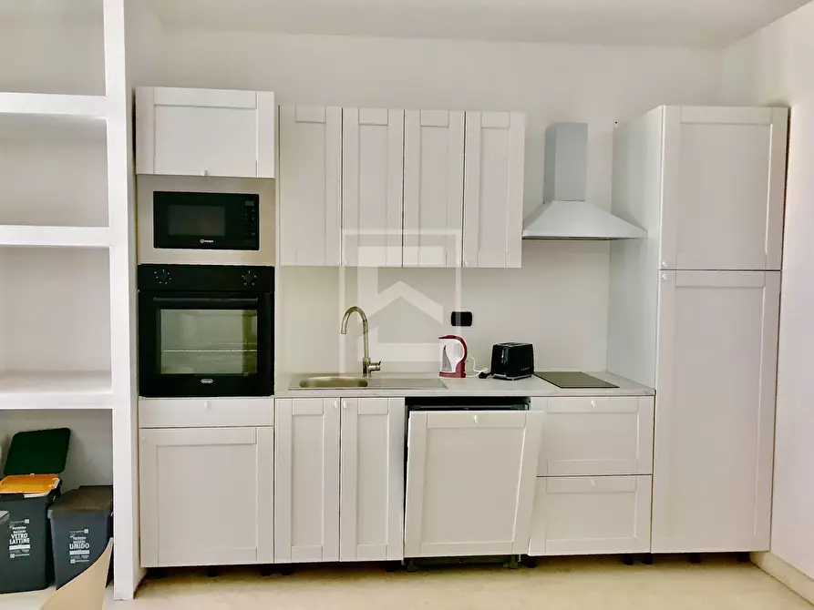 Immagine 19 di Appartamento in vendita  in aureliano a Desenzano Del Garda