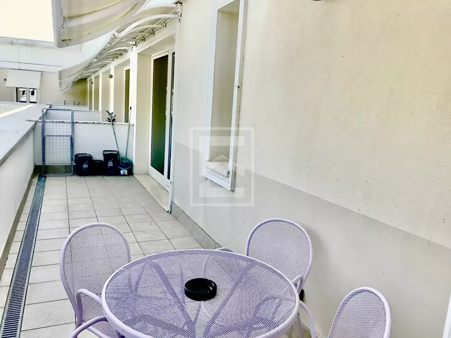 Immagine 22 di Appartamento in vendita  in aureliano a Desenzano Del Garda