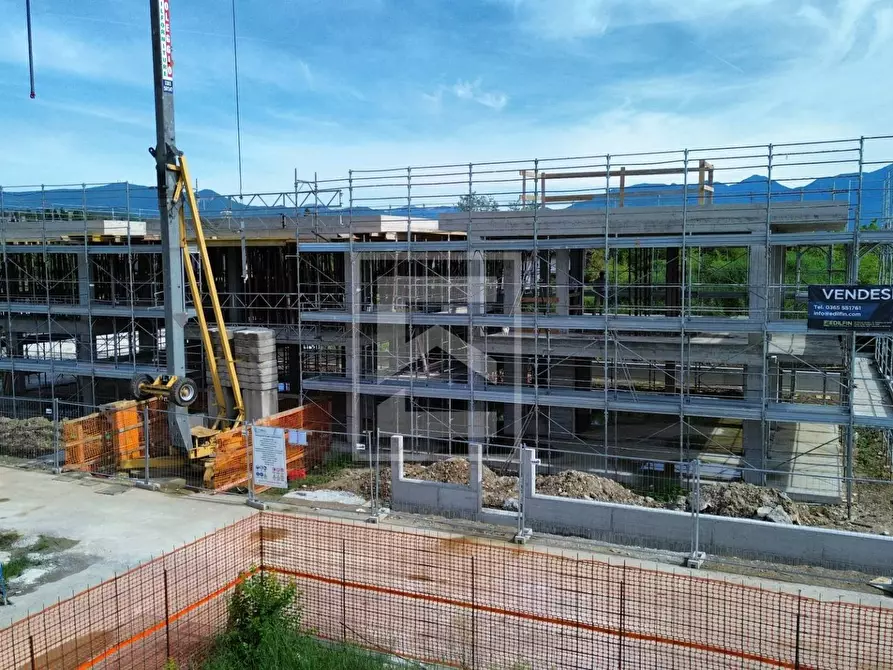 Immagine 22 di Villa in vendita  in via posteghe a Calvagese Della Riviera