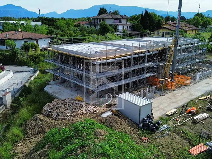 Immagine 25 di Villa in vendita  in via posteghe a Calvagese Della Riviera