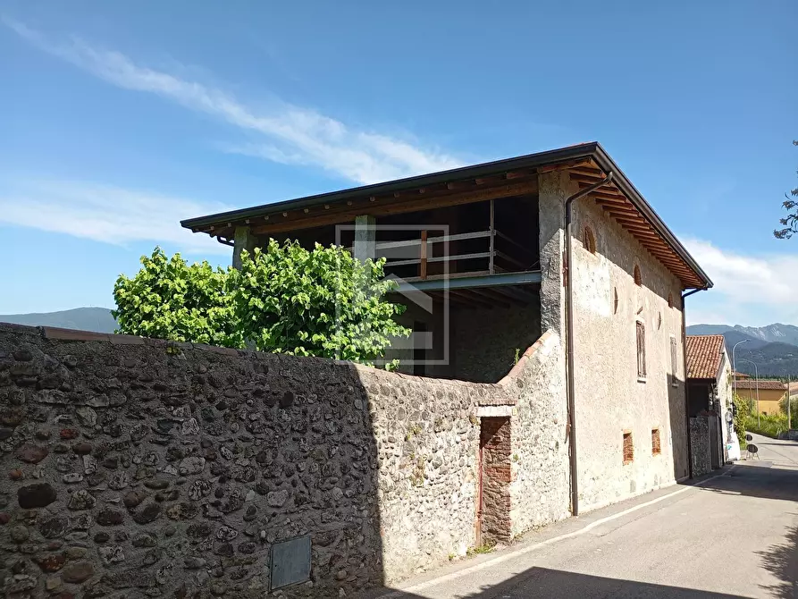 Immagine 7 di Rustico / casale in vendita  in Via San Vincenzo a Puegnago Sul Garda
